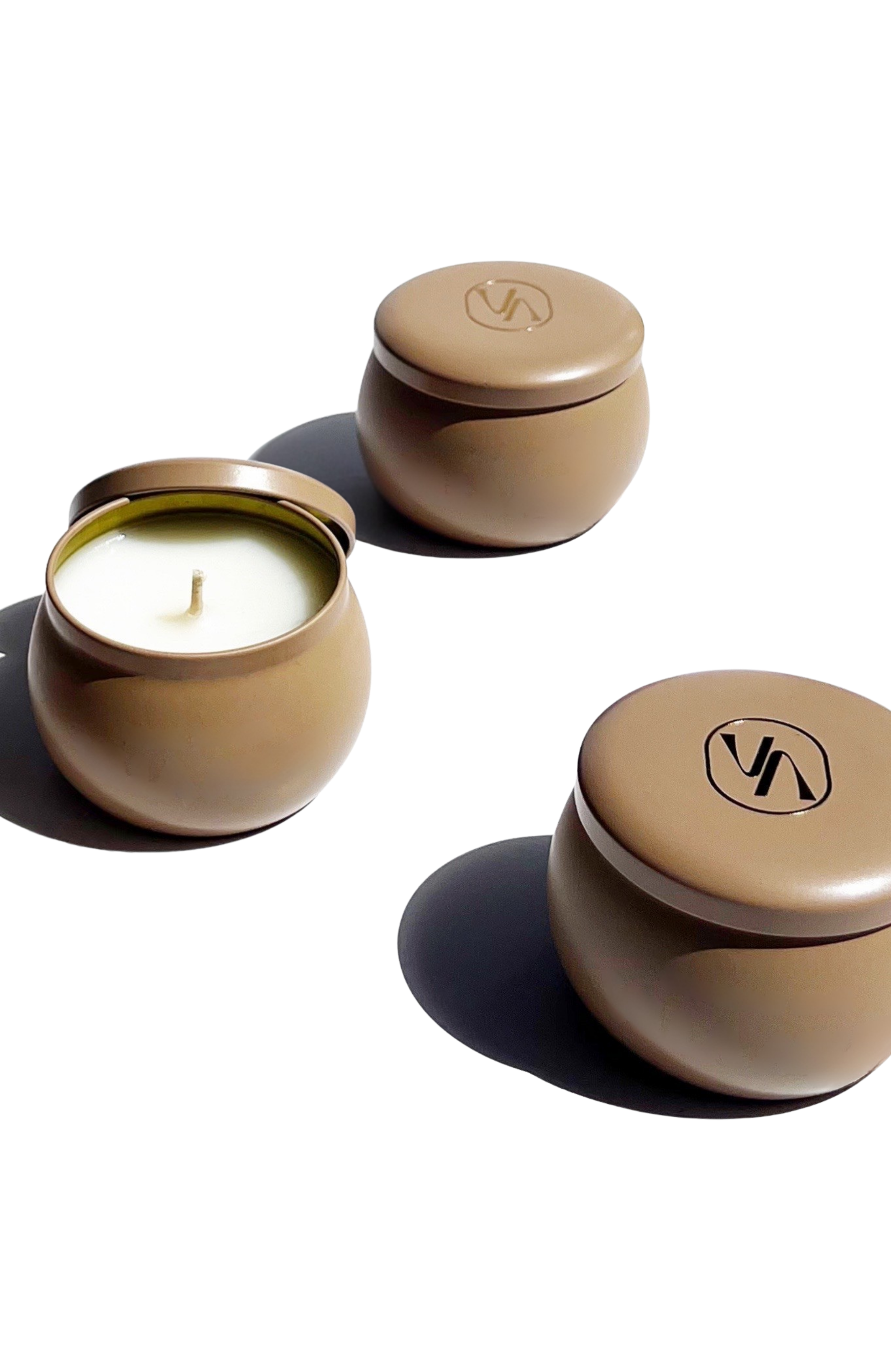 Villa Aburi Savannah Daze scented travel candle in 4oz/100ml glass jar, with a warm, inviting fragrance and elegant design.