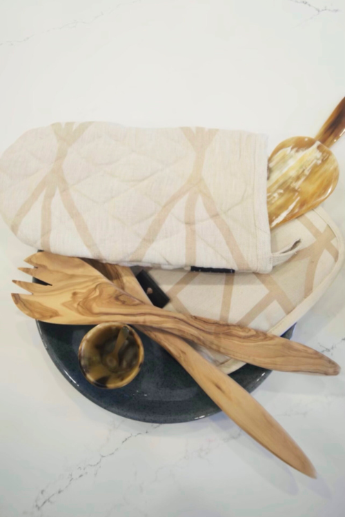 Legae Peace Oven Mitt - September Collective